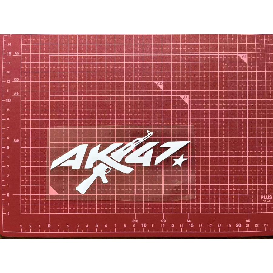 AK47 AK-47 カラシニコフ 自動小銃 アサルトライフル ゲーム部屋 窓