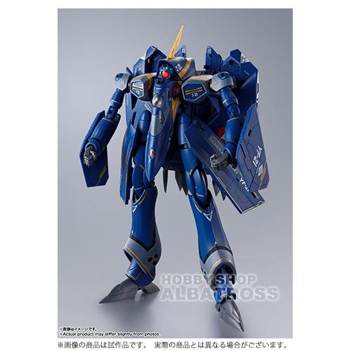 童友社　1/144 マクロスプラス YF-21 フィギュア マクロスプラス DX超合金 YF-21（ガルド・ゴア・ボーマン機） : ホビー