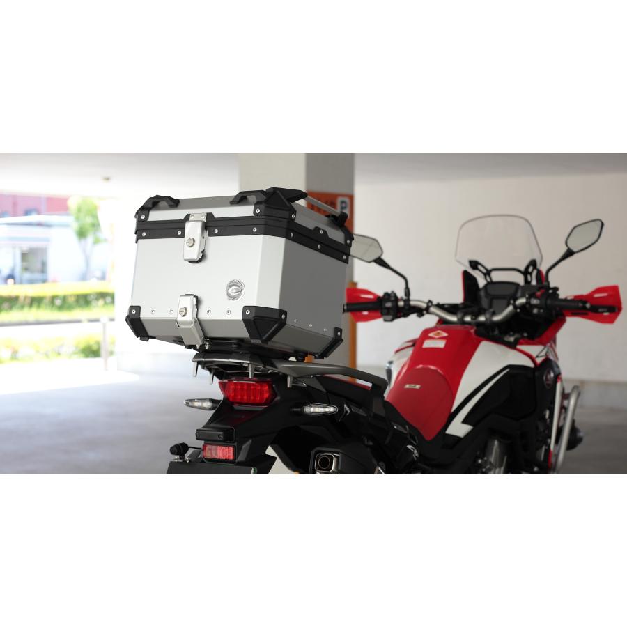 COOCASE クーケース バイク用 アルミトップケース 45L シルバー COOCASE クーケース バイク用 アルミトップケース 45L シルバー