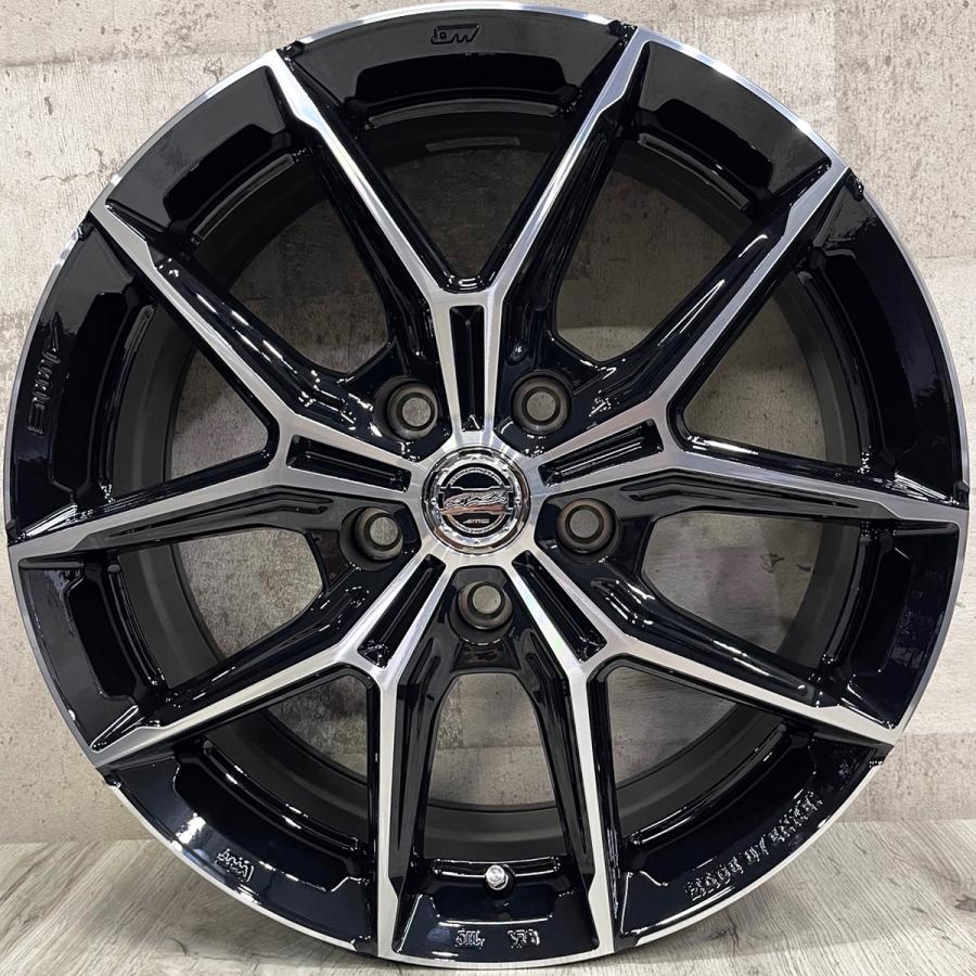 いる プリウスα 215/50R17 ピレリ ICE ZERO アイスゼロ SMACK+EK M1