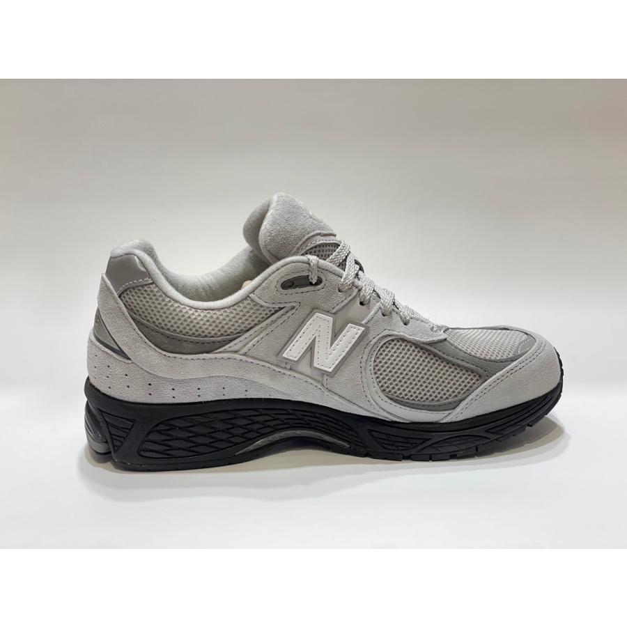 New Balance（ニューバランス） NEW BALANCE M2002RC1 日本未発売