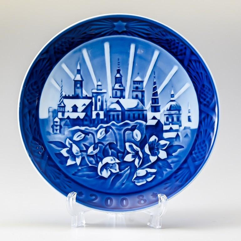 【お値下げ可】 ロイヤルコペンハーゲン　100周年記念　飾り額　イヤープレート ROYAL COPENHAGEN（ロイヤルコペンハーゲン） イヤープレート 皿立て