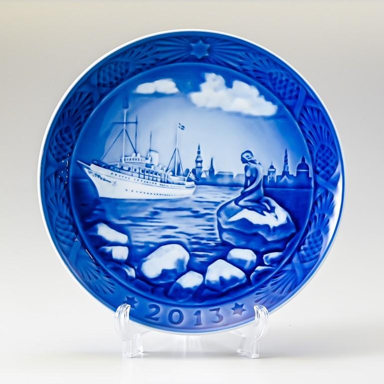 ROYAL COPENHAGEN ロイヤルコペンハーゲン イヤープレート 皿立て付き