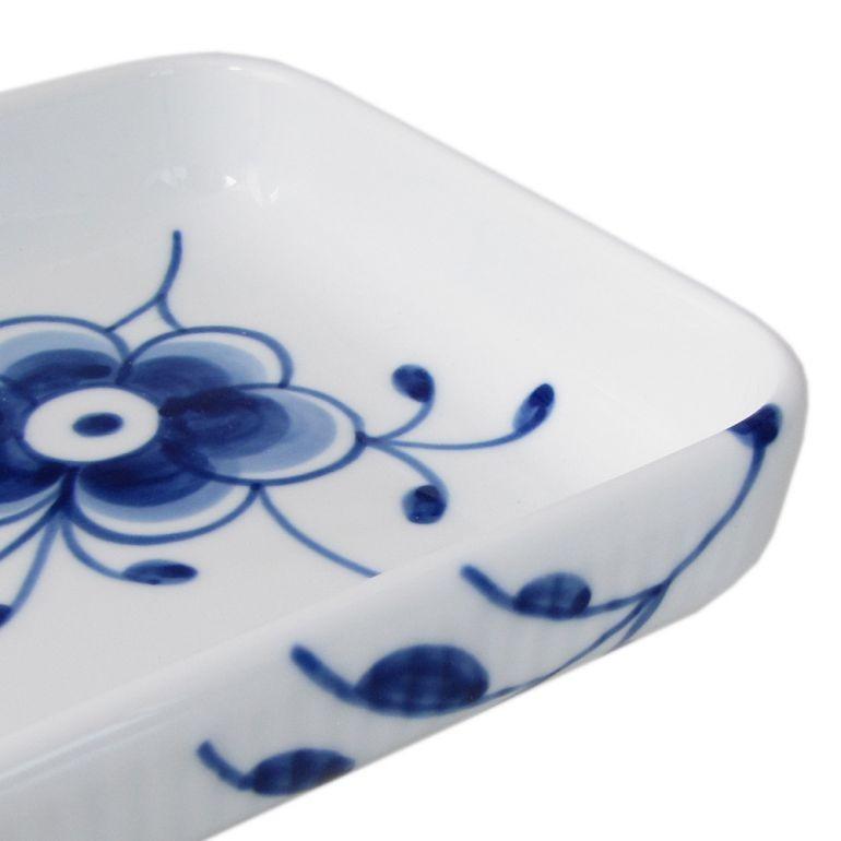 ROYAL COPENHAGEN（ロイヤルコペンハーゲン） ブルーフルーテッド メガ