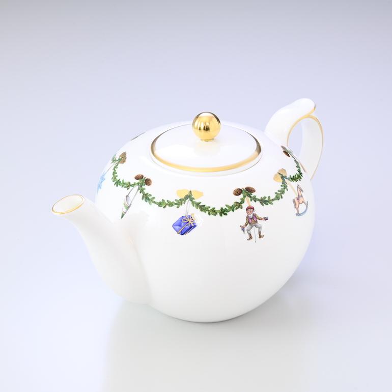 ロイヤルコペンハーゲン スターフルーテッド ティーポット 1200ml クリスマス 2503141 1016965 名入れ可有料の画像