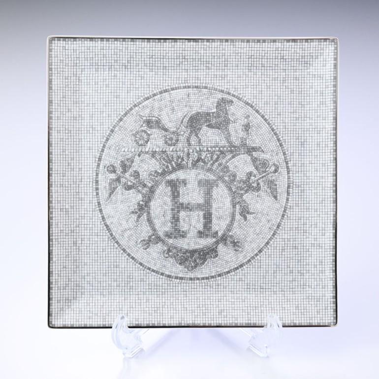 HERMES エルメス モザイク ヴァンキャトル プラチナ 035045P 23cm