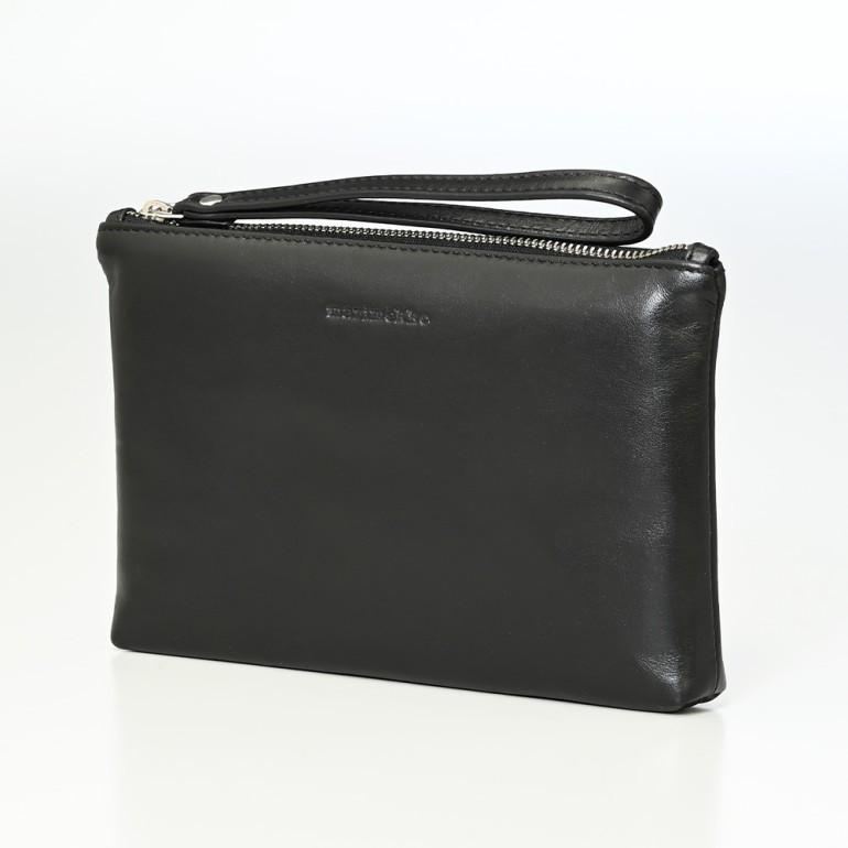 【美品】marimekko 黒 レザークラッチバッグ marimekko（マリメッコ） ポーチ 小物入れ Tasku レザー 薄型 ブラック