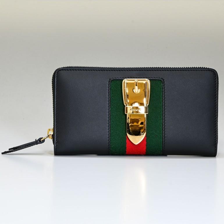 GUCCI 長財布 シルヴィ SYLVIE