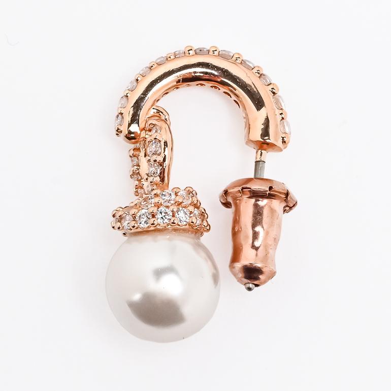 SWAROVSKI スワロフスキー ピアス Originally スタッドピアス SWAROVSKI スワロフスキー ピアス Originally スタッドピアス