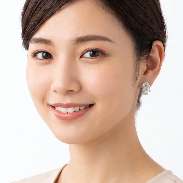 SWAROVSKI（スワロフスキー） イヤーカフ Mesmera クリア シルバー