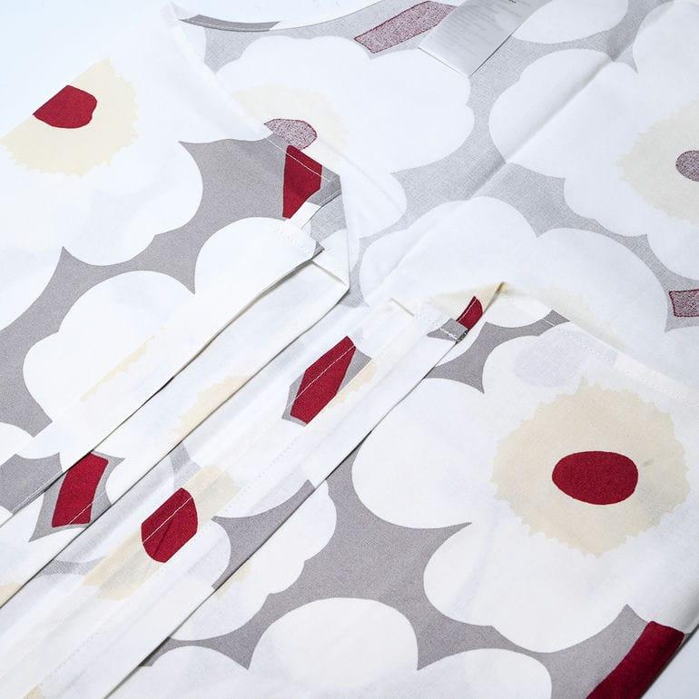 marimekko（マリメッコ） エプロン ウニッコ ホワイト×グレー×ベージュ