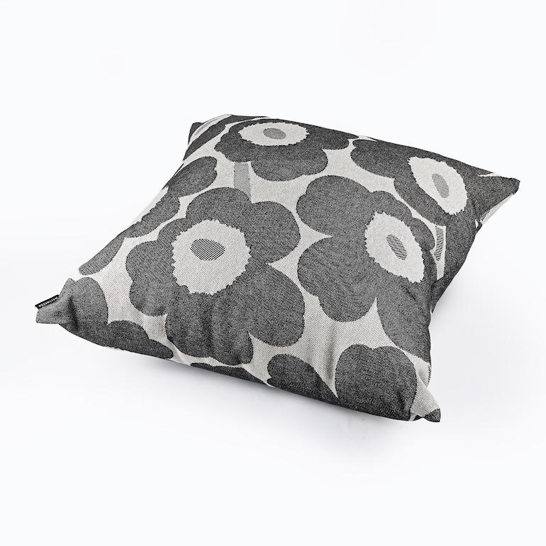 新品 マリメッコ Pieni Unikko クッションカバー 47×47cm Pieni Unikko クッションカバー 47×47cm | Maija Isola | Marimekko