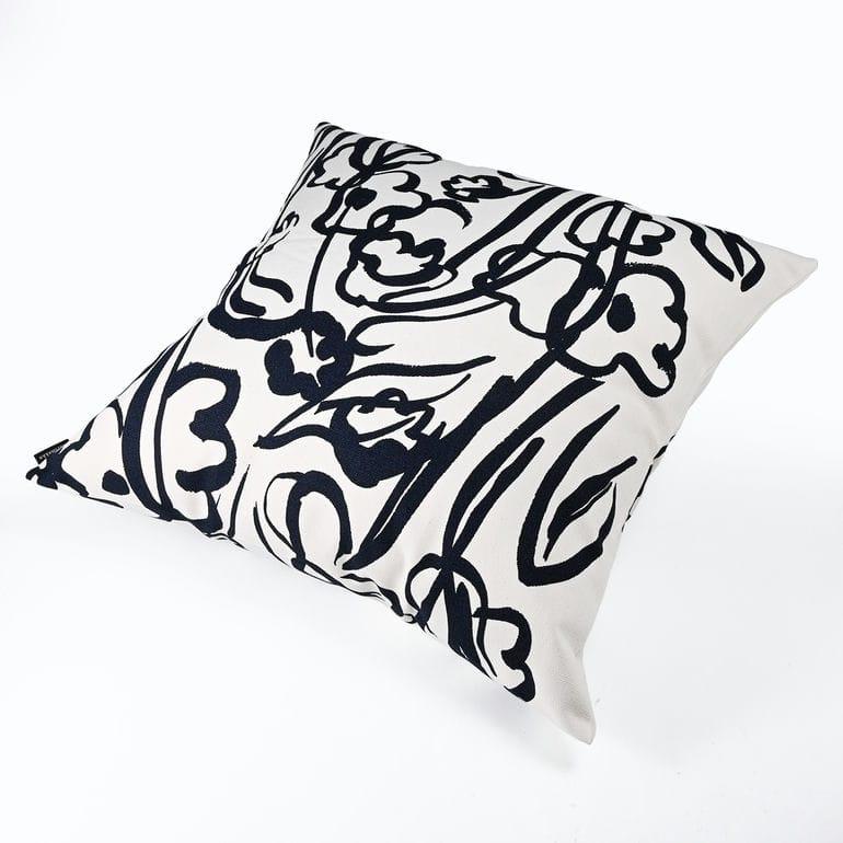 marimekko（マリメッコ） クッションカバー 50×50cm エンシクカット