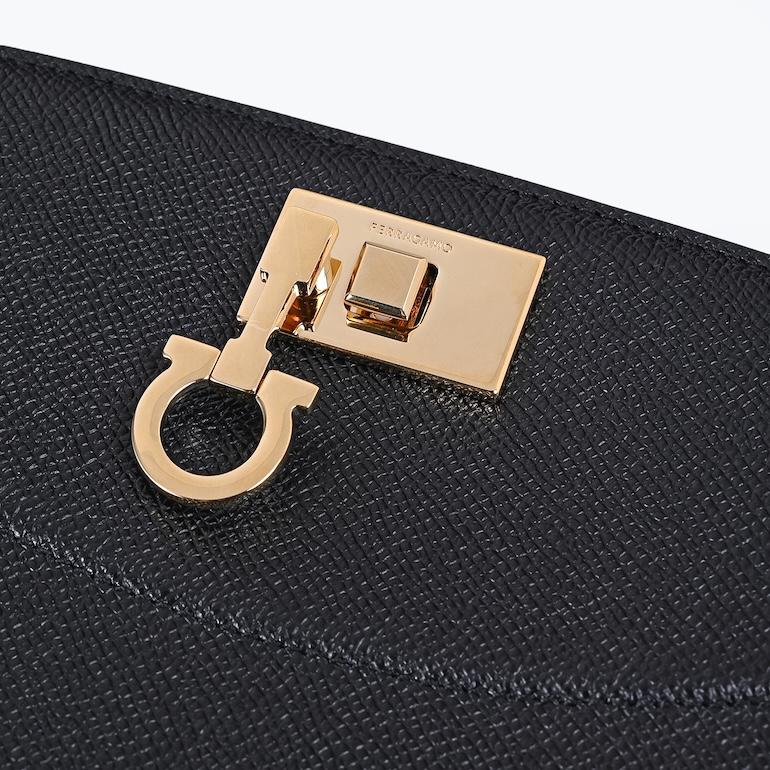FERRAGAMO（フェラガモ） サルヴァトーレフェラガモ ハンドバッグ
