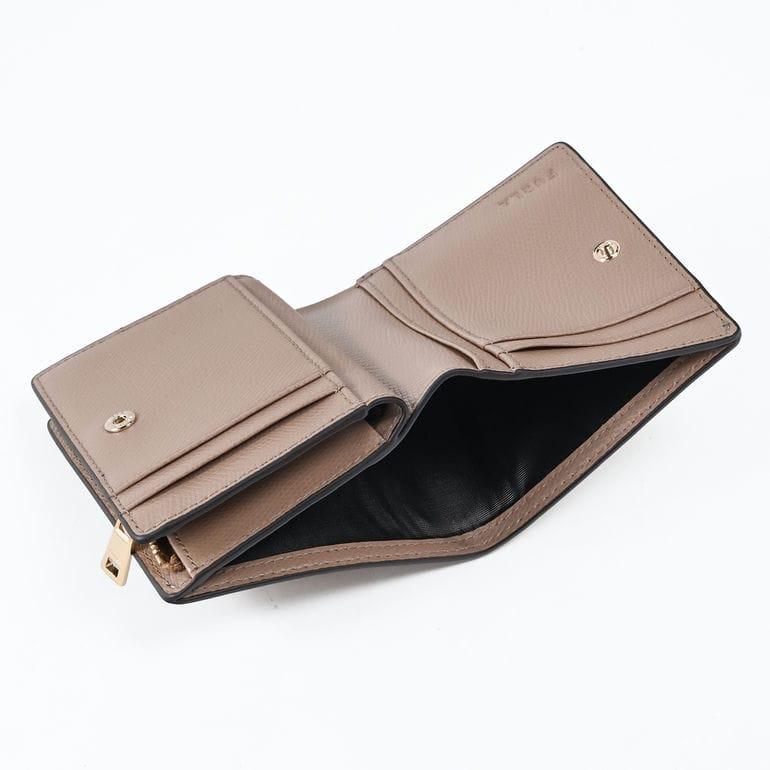 FURLA（フルラ） 二つ折り財布 小銭入れ付き CAMELIA カメリア