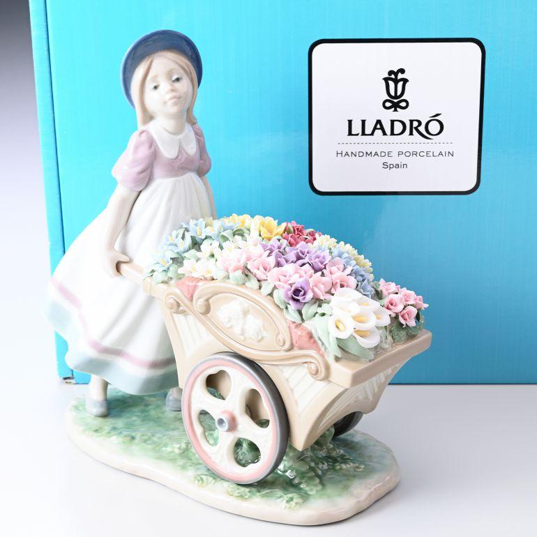 LLADRO リヤドロ 可愛いお花屋さん フィギュア 人形 女性 LLADRO リヤドロ 可愛いお花屋さん フィギュア 人形 女性