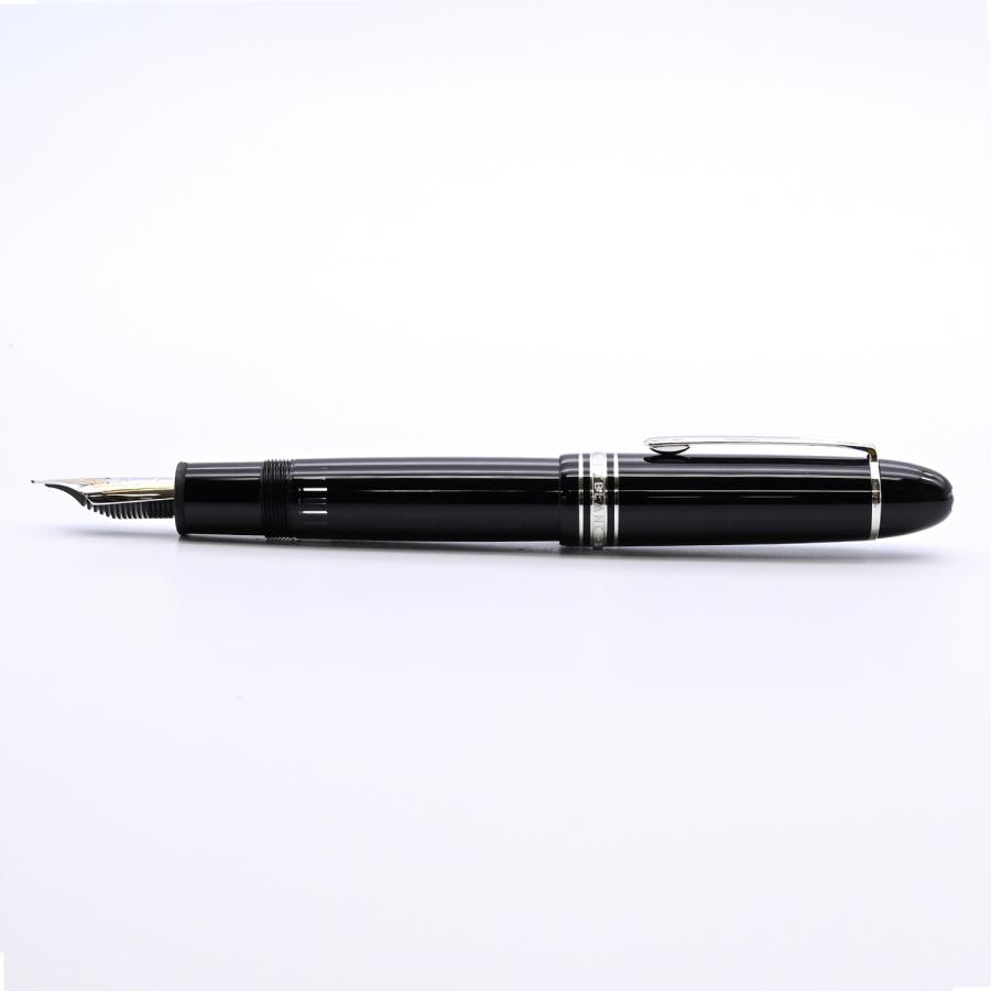 MONTBLANC(筆記具、時計) モンブラン 万年筆 114228(132104 MONTBLANC(筆記具、時計) モンブラン 万年筆 114228(132104