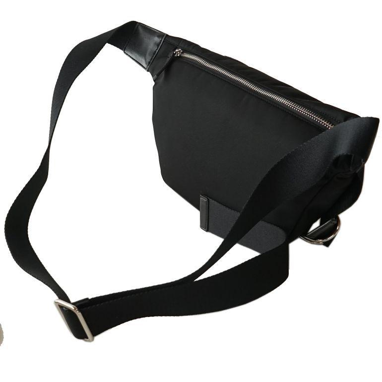 Vivienne Westwood ヴィヴィアンウエストウッド ボディバッグ Vivienne Westwood ヴィヴィアンウエストウッド ボディバッグ