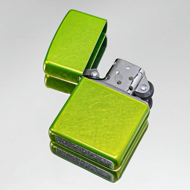 ZIPPO ジッポー ライター Lurid グリーン 24513 喫煙具 煙草 名 ZIPPO ジッポー ライター Lurid グリーン 24513 喫煙具 煙草 名