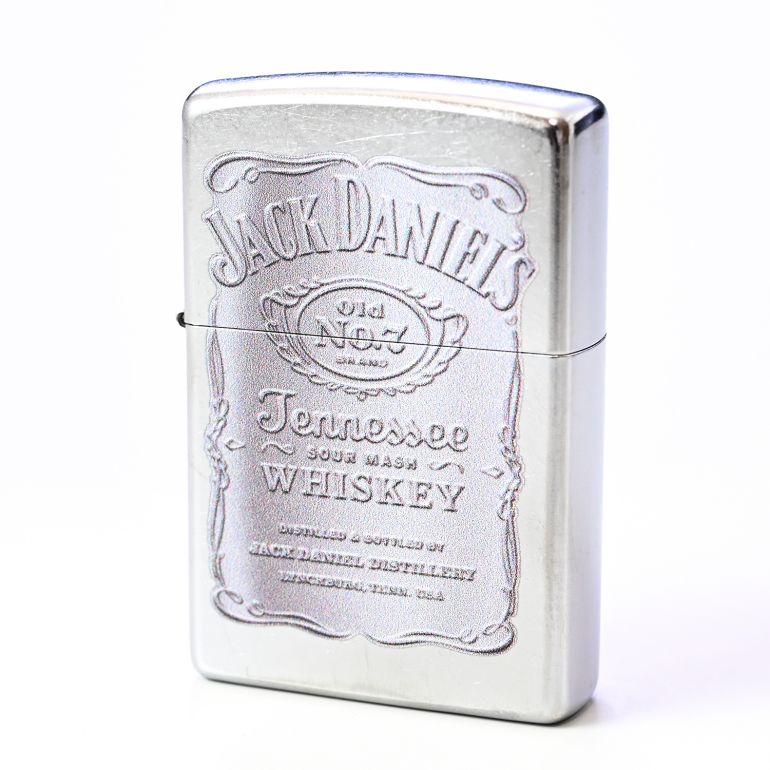 ZIPPO（ジッポー） ライター JACK DANIELS シルバー系 48284 名入れ可有料 ネコポス限定 : Alevel(エイレベル ...