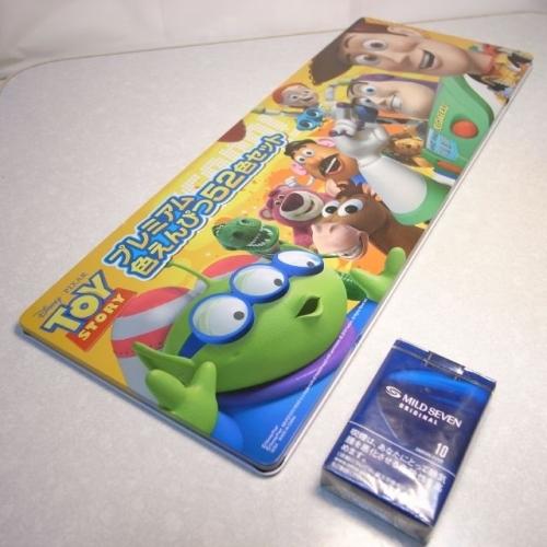 トイ・ストーリー プレミアム色えんぴつ52色セット 色鉛筆 文房具