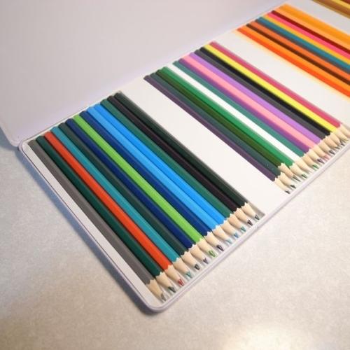 トイ・ストーリー プレミアム色えんぴつ52色セット 色鉛筆 文房具