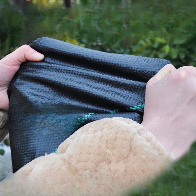 防草シート 耐久年数約8年　防草対策 雑草防止シート 2m×50mUピン200個 防草シート 幅0.5m×200m 耐久年数 約7年〜12年 雑草防止シート