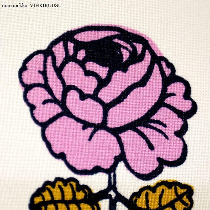 marimekko（マリメッコ） ファブリックパネル アートパネル 花 北欧 