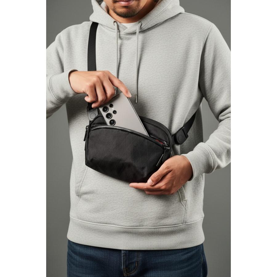 ALPAKA 【即納在庫品 送料無料】 ALPAKA Flight Sling 1L X-Pac VX42