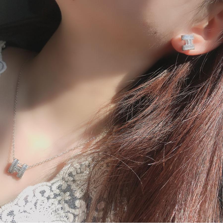 ネックレス イニシャルH czダイヤモンド Hモチーフ 高品質