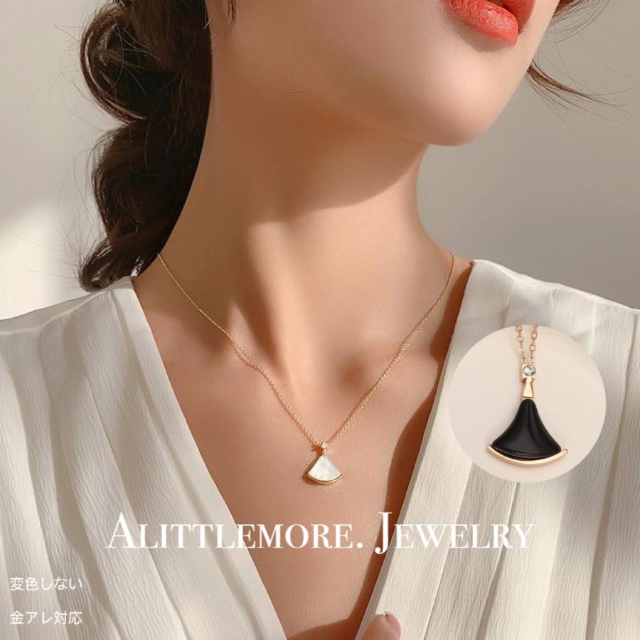 レディースネックレス マラカイト 扇形 ペンダント 白貝殻 チン