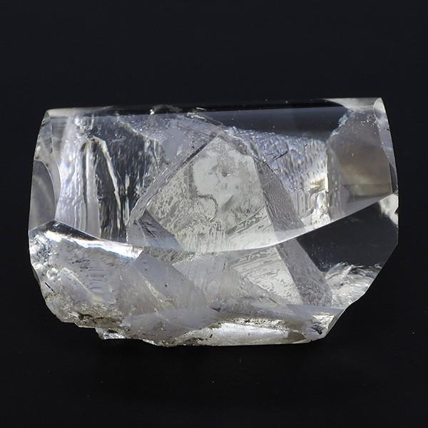 貫入水晶 磨き 鉱石 鉱物 約24g 天然石 パワーストーン 貫入 水晶 天然水晶 クォーツ クオーツ 標本の画像