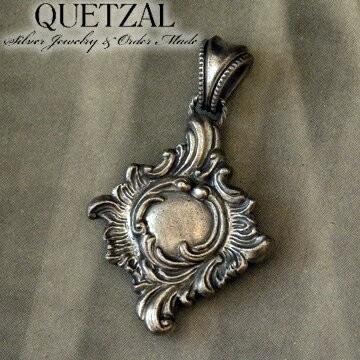 Quetzal ペンダントヘッド メンズ ブランド シルバー ロココペンダント チェーンなし シルバーペンダント ケツァール