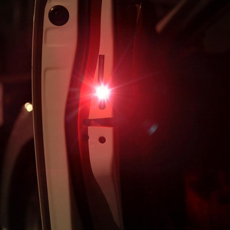 ドアライト 追突防止 車用 警告灯 ドアへの 衝突防止 後方の警告 LEDライト 点滅 ストロボフラッシュ 配線不要 自動点灯 両面テープ 2個セット 赤 青｜all-select｜06