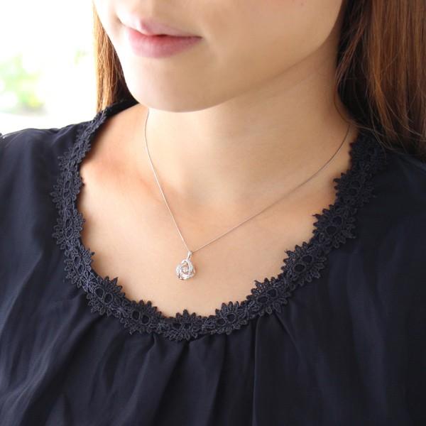 ダンシングダイヤ　ホワイトゴールドネックレス ダンシングストーンダイヤペンダント(ネックレス)10金ホワイト