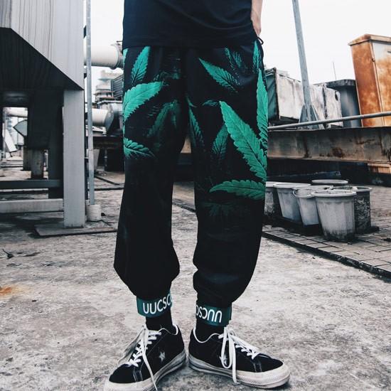 正規逆輸入品 葉っぱ柄 ボタニカル柄 ストリート系 メンズ ジョガーパンツ 派手 40代 30代 新作 冬 秋 春 V系 ホスト お兄系 個性的 インポート ワークパンツ ジョガーパンツ サイズ Free Demolition Training