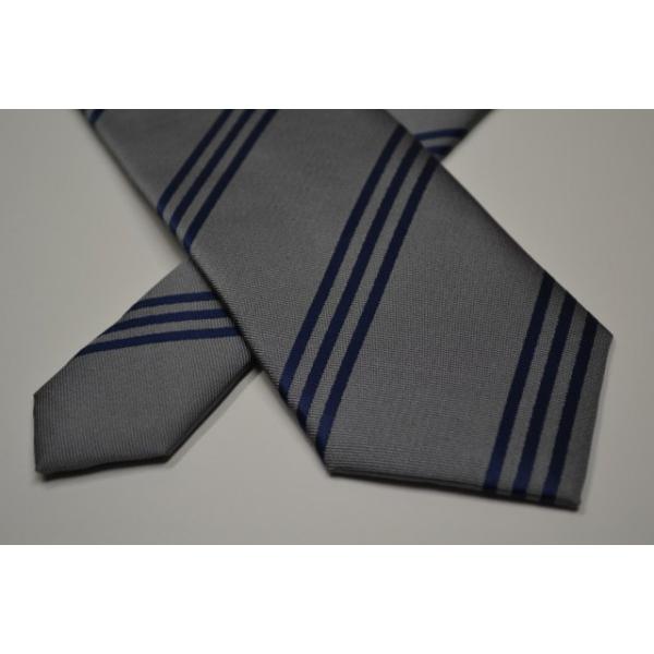 グレー地に3本線のネイビーストライプネクタイ/40%OFF/STN-19W029
