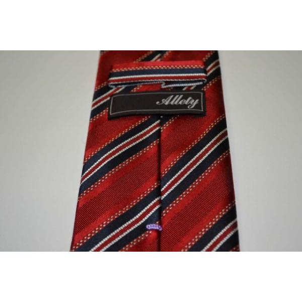 レッド、黒（ブラック）、ホワイトのストライプネクタイ/35%OFF/STN