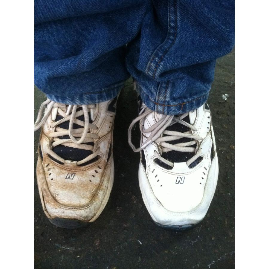 【並行輸入品】Quick Care BIG SHOE 32 oz ATHLETIC SNEAKERS SHOE CARE CLEANER \u0026の画像