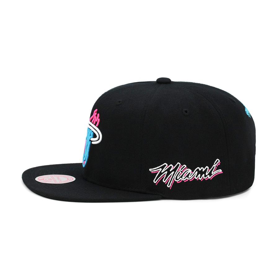 並行輸入品】Mitchell & Ness マイアミヒート スナップバック