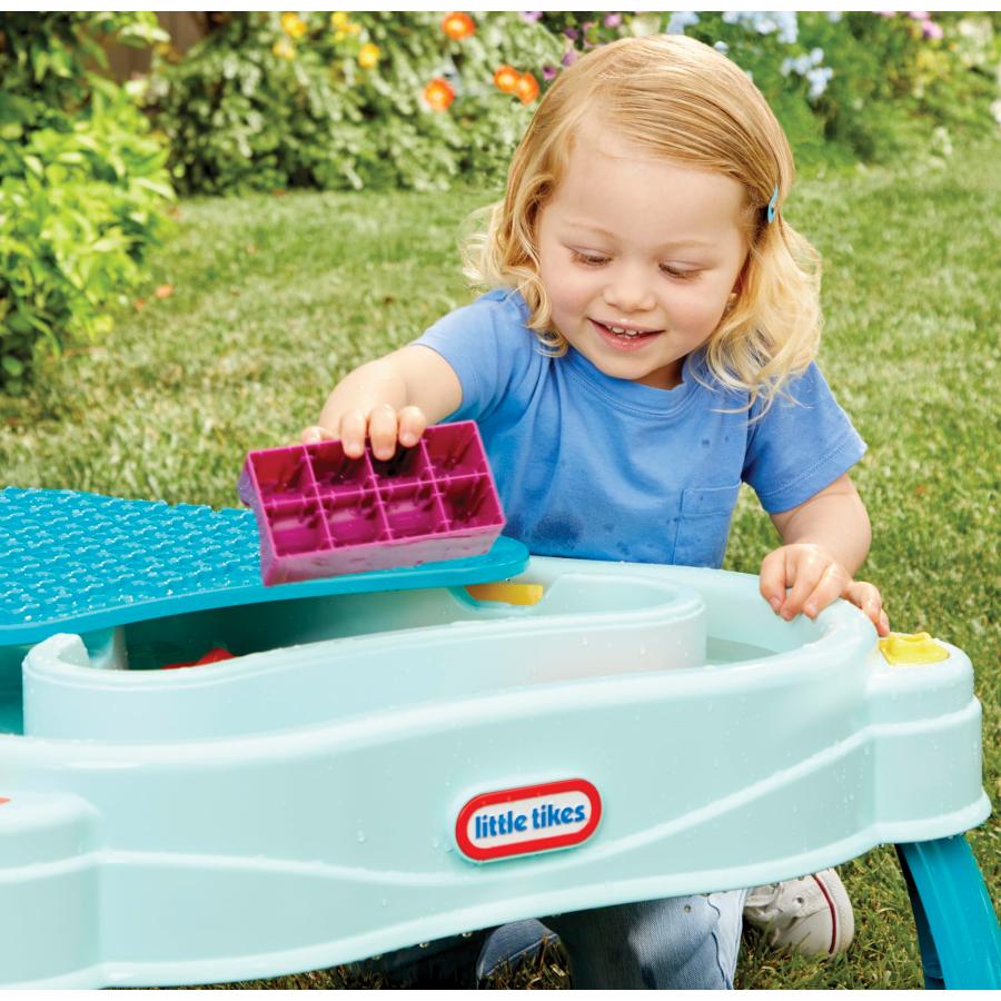 【並行輸入品】Little Tikes Build \u0026 Splash Water Table with 25 Piece Accessorieの画像