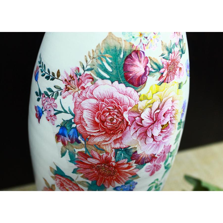 【並行輸入品】Ceramic White Vase with Large Bouquet of Flowers Print   10in, F_6