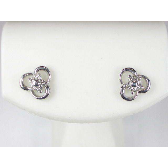 K18WG ホワイトゴールドダイヤモンド フラワー ピアス