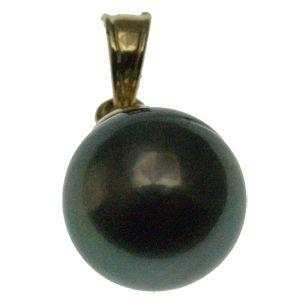 タヒチアンブラックパール 8ｍｍトップと7ｍｍイヤリングの色合いを合わせたお得セット ポストタイプイヤリングの画像