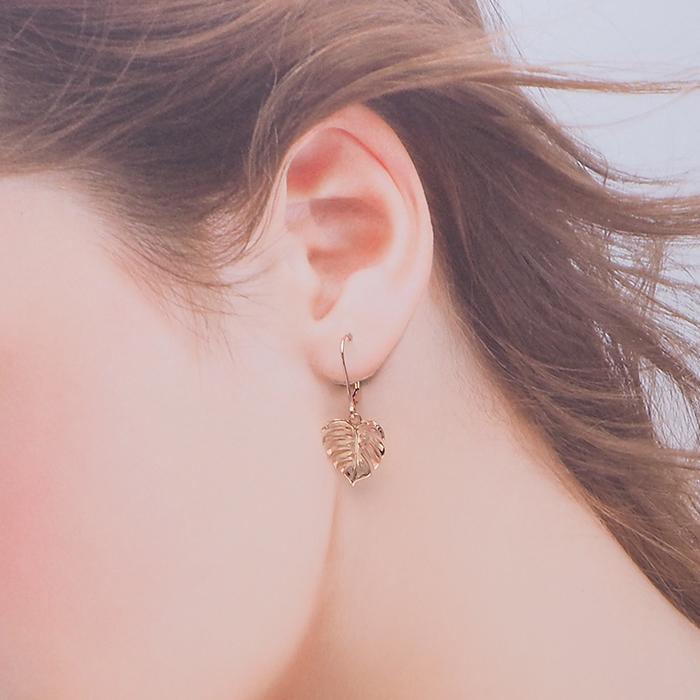 ハワイアンジュエリー ピアス イヤリング 14ｋ イエロー ピンク ホワイト グリーン ゴールド モンステラ ピアス レディース メンズの画像