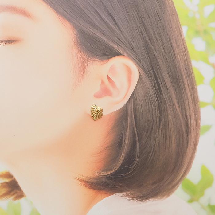 ハワイアンジュエリー ピアス 14K イエロー ゴールド モンステラ ポストタイプ スタッズ ハワイ製の画像