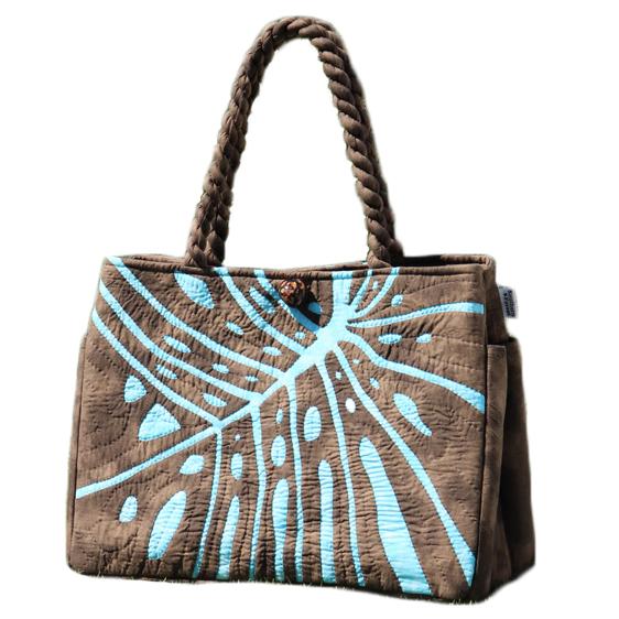 ハワイアンキルト 軽くて丈夫な大容量 レッスンバッグ リアル