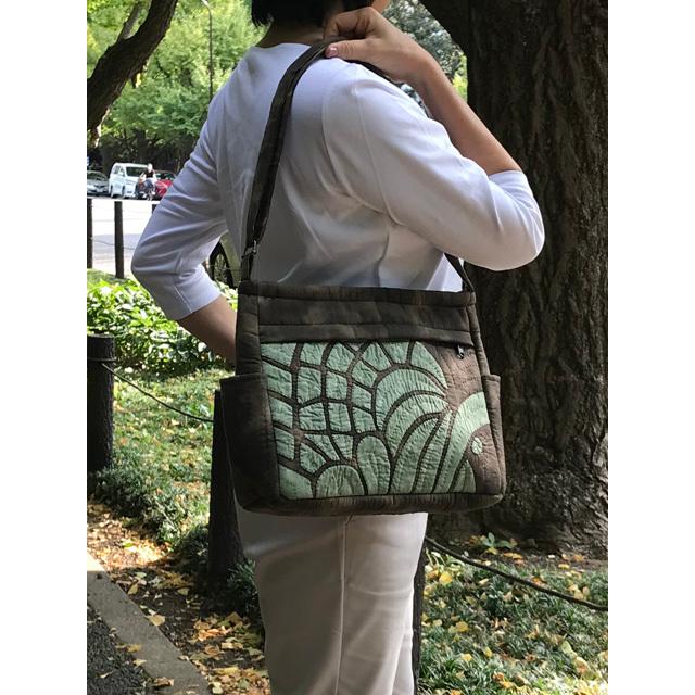 ハワイアンキルト ショルダーバッグ タイプ2 ティキB モスグリーン