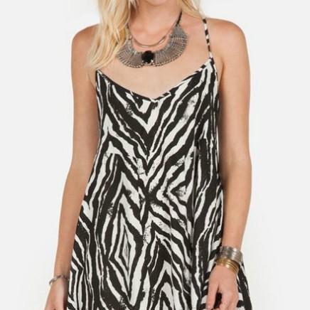 ボルコム ドレス レディース マキシドレス Fashion Week Dress ゼブラ柄 M キャミワンピース キャミソール マキシ丈 人気ブランド Volcom B Vc B 水着 サーフカジュアルaloheart 通販 Yahoo ショッピング