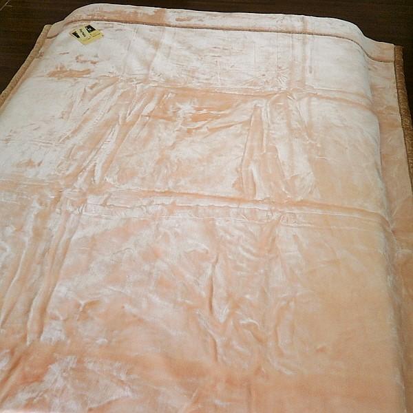 ダブルサイズ シルキータッチ 襟付きマイヤー2枚合せ毛布 |  | 05